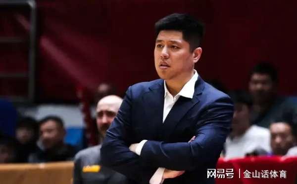 星空体育-太离谱！山西打四川，末节比分6-9，网友: 这是职业球员干的事？