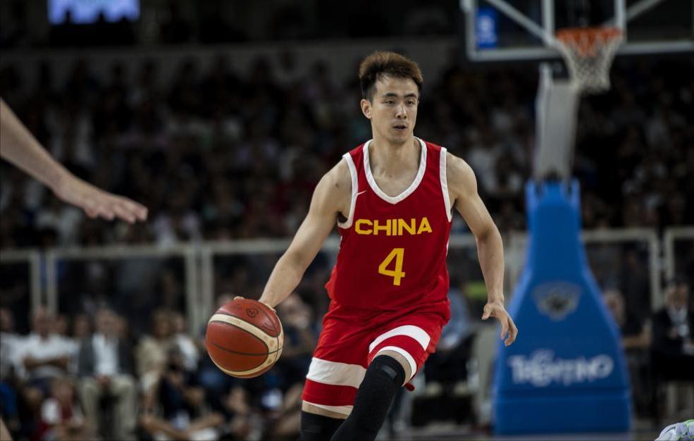 星空体育-4人告别国家队!付豪输给两人,周琦队友没位置,李祥波任务结束