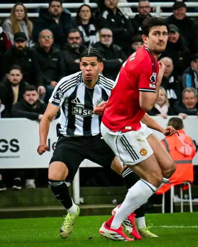 星空体育直播-曼联1-2纽卡,11人踢10人被绝杀,输的一点不亏