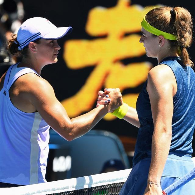 1613533756391074159.jpg 星空体育直播-连续2年浪费好签 巴蒂遭黑马逆转无缘澳网女单4强